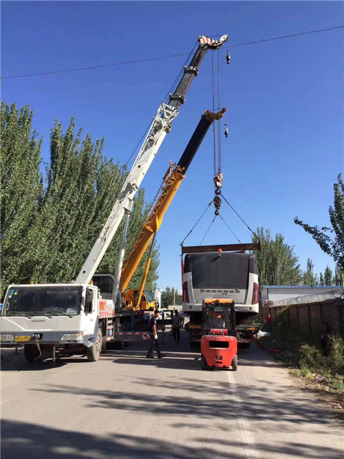 郧阳区港口集装箱搬运案例